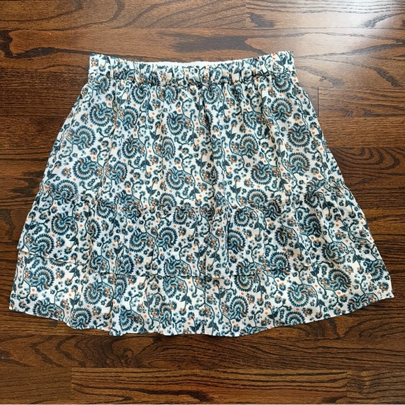 J. Crew Tiered Floral Mini Skirt Size Small - Picture 3 of 4
